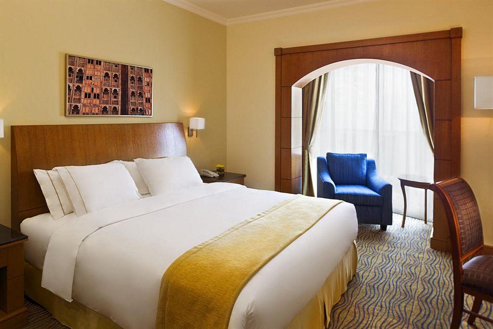 Sheraton - Saudi Brothers Commercial Company Branch 5*