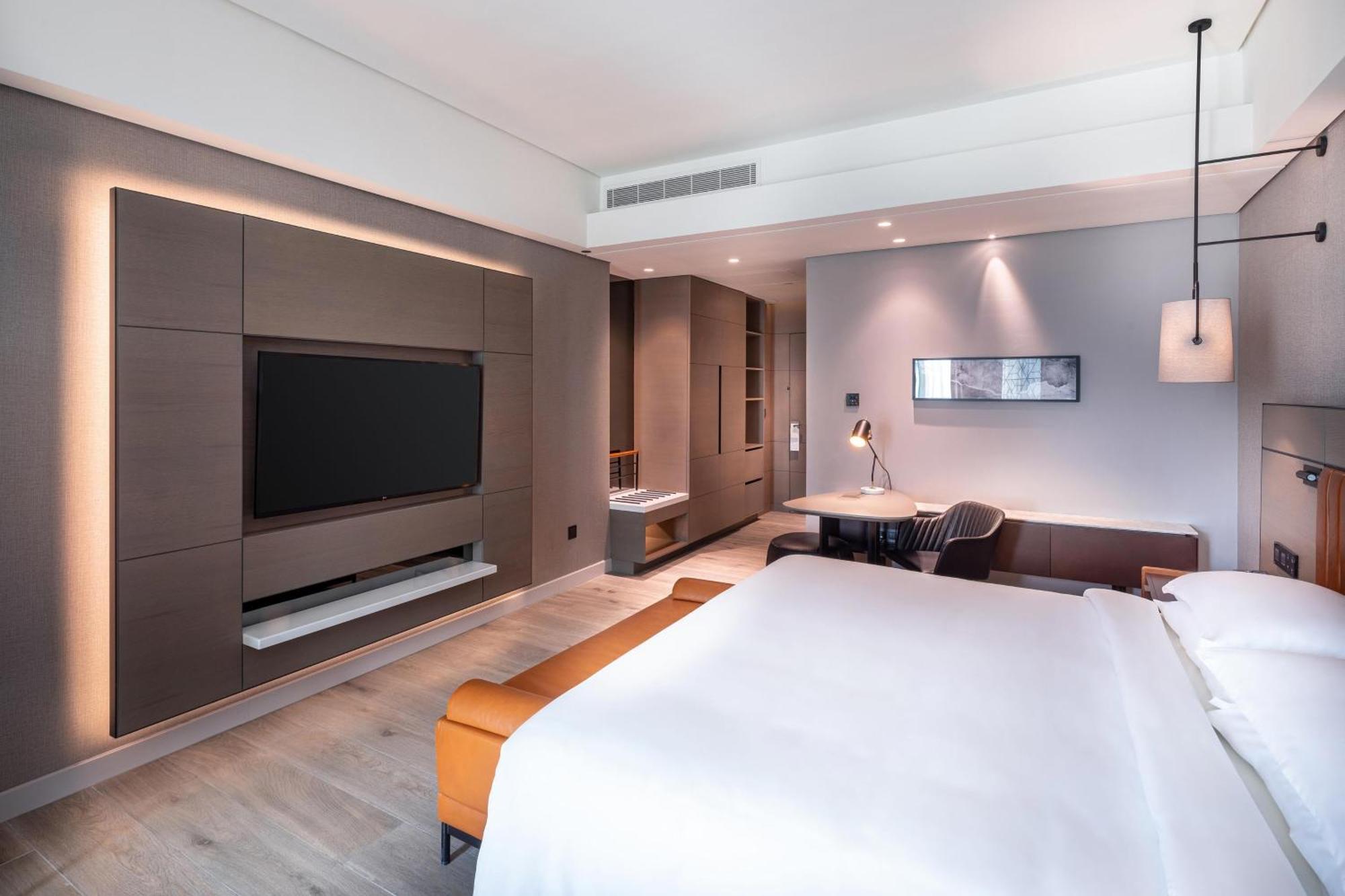 Sheraton - Saudi Brothers Commercial Company Branch